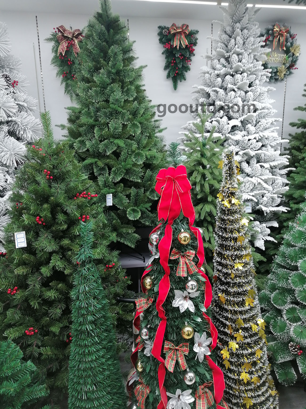 CS-013 Premium PE Pine Needle PVC Mixed Dense Artificial Christmas Tree Wholesale