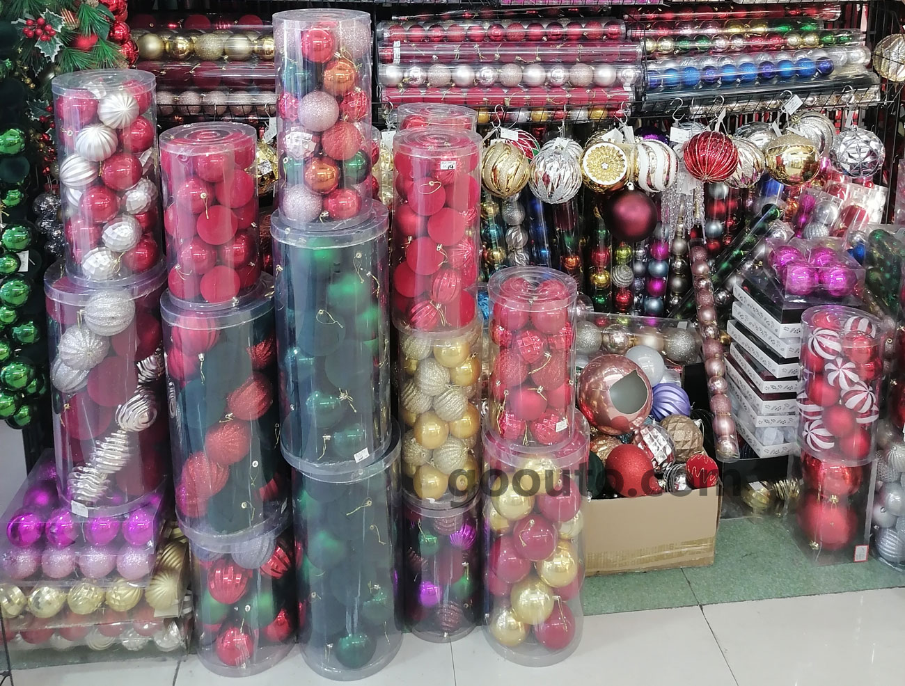 CS-019 Shatterproof Plastic Christmas Ornament Ball Set Cylinder Tube Packed Wholesale