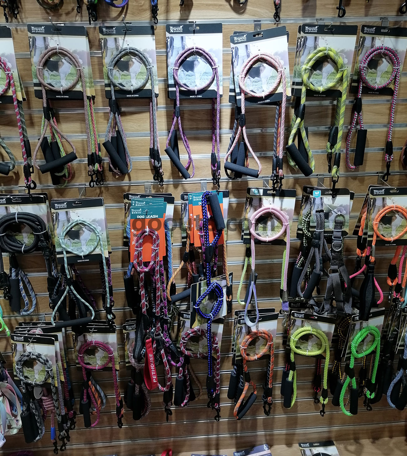 PC-002 Mountain Climbing Rope Dog Leash Foam Handle 6ft Wholesale